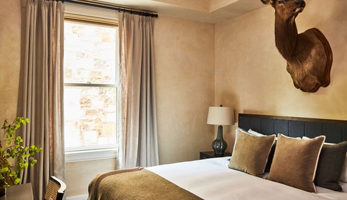 Room, 2 Bedrooms (Slopeside Residence SW201)