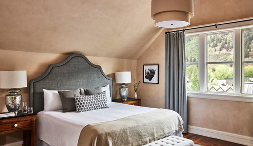 Room, 4 Bedrooms (SW401)