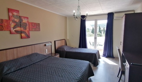 Standard Triple Room, Ensuite (Triple)