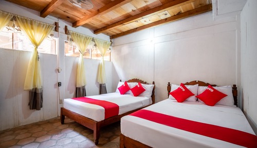 Standard Room, 2 Double Beds