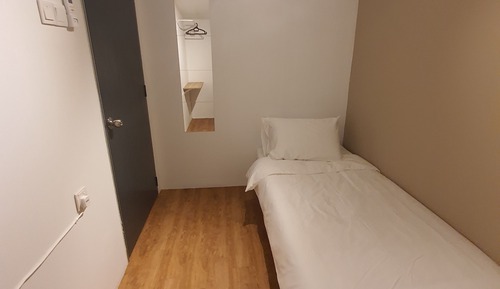 Basic Single Room