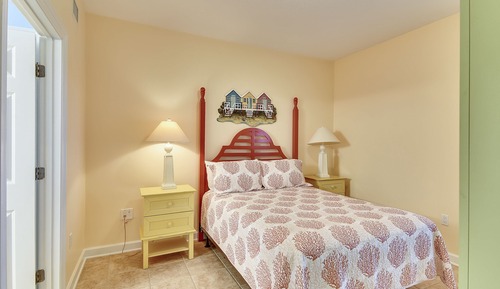 Condo, 2 Bedrooms, Balcony, Ocean View (608 + Bunk Room)