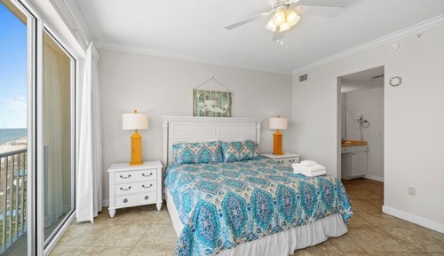 Condo, 2 Bedrooms, Balcony, Ocean View (1909)