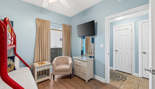 Condo, 2 Bedrooms, Balcony, Ocean View (1403)