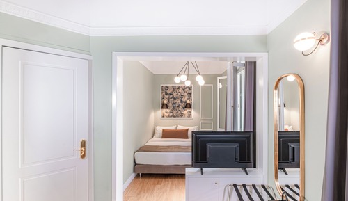 Double Room (Elegant)