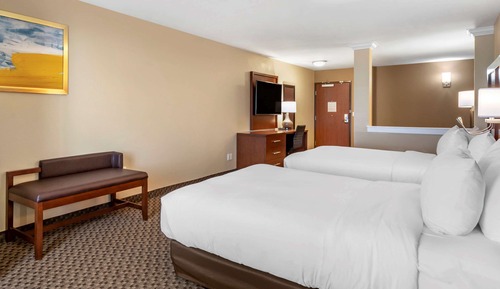Suite, 2 Queen Beds, Non Smoking