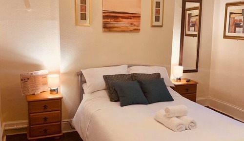 Double Room, Ensuite (Room 3)