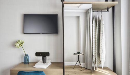 Junior Suite, Park View (3 pax)