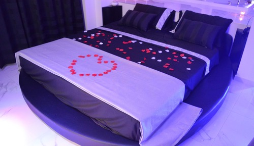 Deluxe Suite, Bathtub