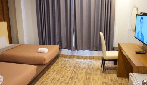 Standard Twin Room 