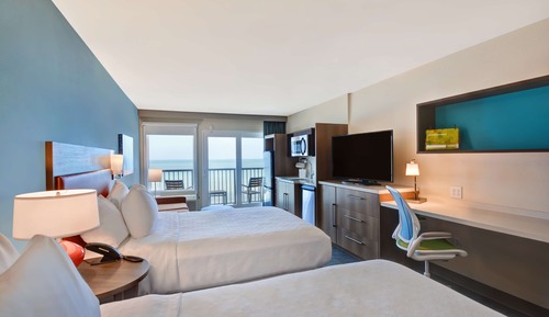 Studio Suite, 2 Queen Beds (Oceanfront view)
