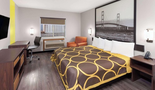 Standard Room, 1 Queen Bed