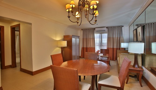 Deluxe Suite (2-bedroom)
