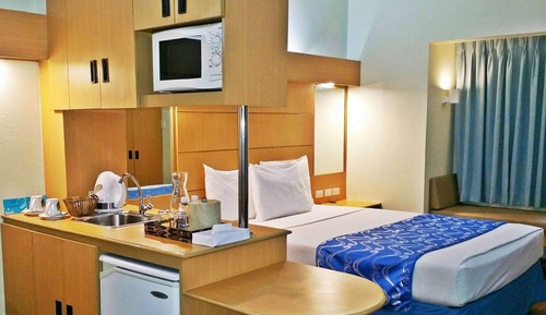 Suite, 1 Queen Bed