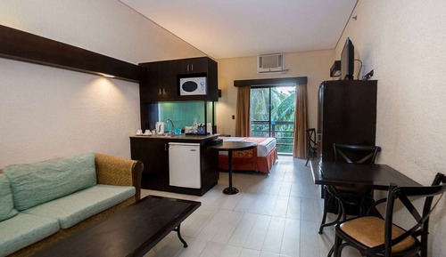 Suite, 1 Queen Bed, Non Smoking
