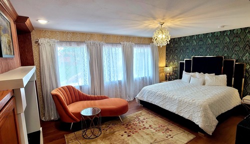 Suite, 1 King Bed, Non Smoking