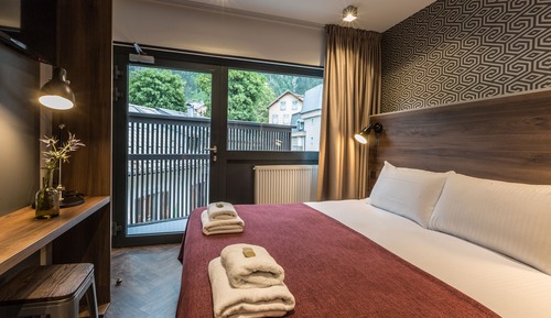 Chambre Double - avec balcon et vue montagne