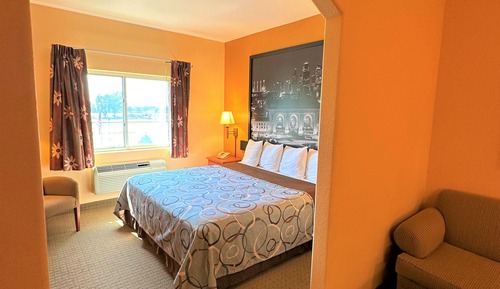 Suite, 1 King Bed
