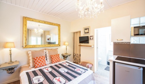 Cottage (Juan)