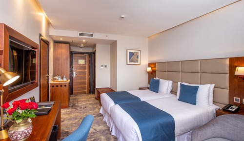 Deluxe Room, 2 Twin Beds, Balcony, View