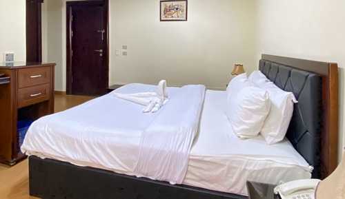 Deluxe Single Room