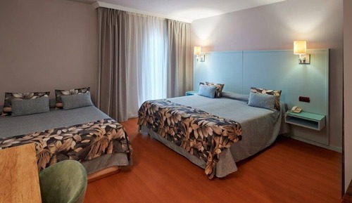 Quadruple Room, Terrace