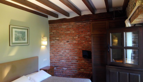 Single Room, Garden View