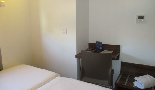 Economy Twin Room