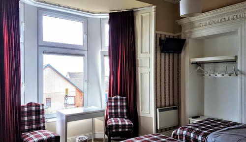 Double or Twin Room, Bathtub