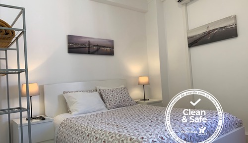 City Double Room, Private Bathroom
