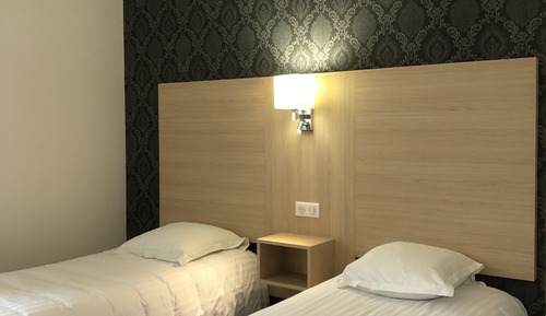 Standard Twin Room