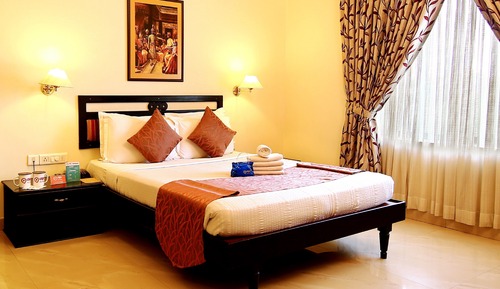 Deluxe Room, 1 Double Bed, Smoking, City View