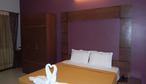 Standard Suite, 1 Queen Bed, Balcony, City View