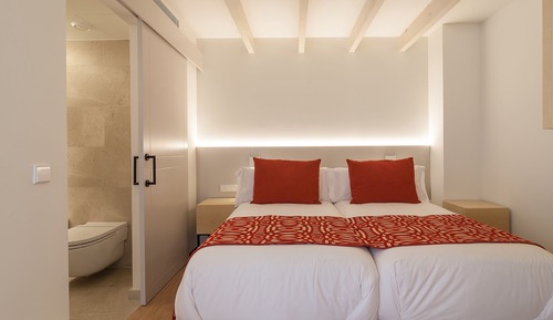 Double or Twin Room (Just FIL)