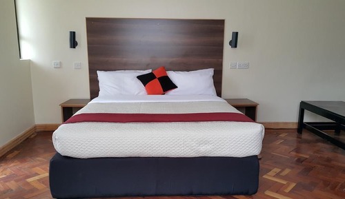 Deluxe Single Room