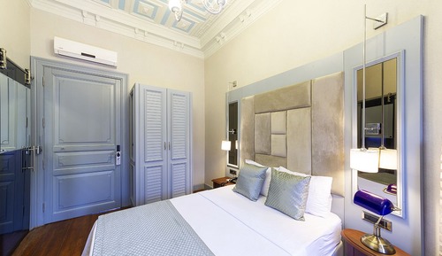Deluxe Double Room, Garden View