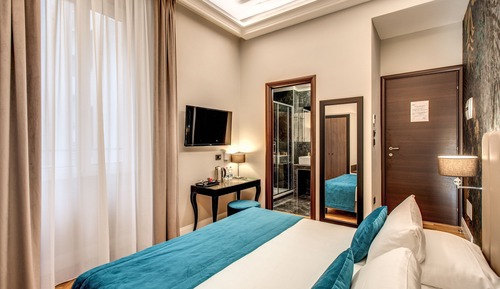 Classic Double Room