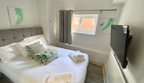 Studio Apartment 7