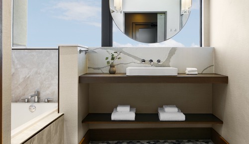 Studio Suite, 1 King Bed, City View
