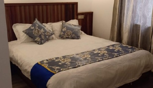 Double Room No.7