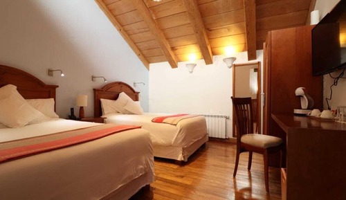 Standard Room, 2 Double Beds