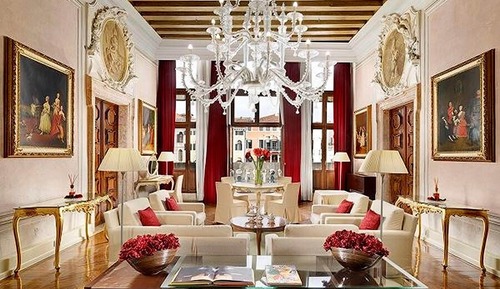 Signature Suite, Canal View (Mozart)