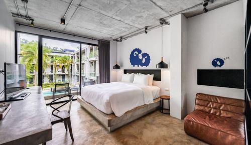 Superior Double Room with Balcony