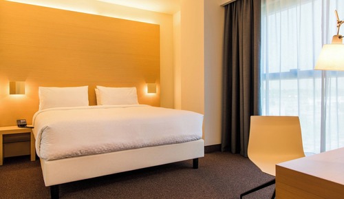 Superior Room, 1 King Bed, Non Smoking