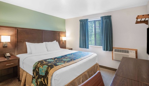 Studio Suite, 1 King Bed, Accessible, Non Smoking (With Grab Bars)