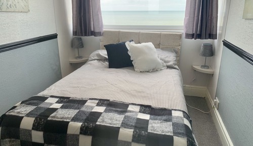 Double Room, Ensuite (Seaview)