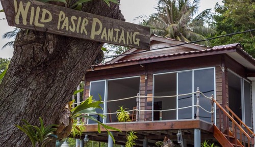 Red Bungalow on the Beach (Min. 3 Nights)