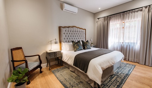 Luxury Room, 1 Queen Bed, Non Smoking