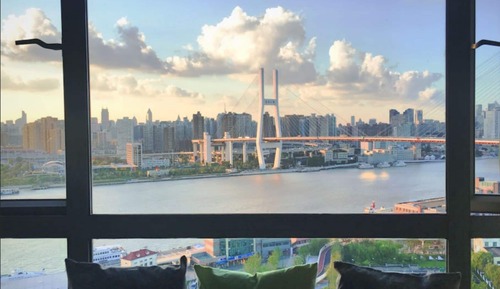 Exclusive Studio, City View
