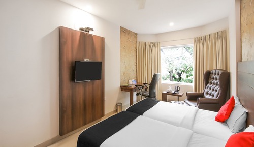 Deluxe Double or Twin Room, 1 King Bed